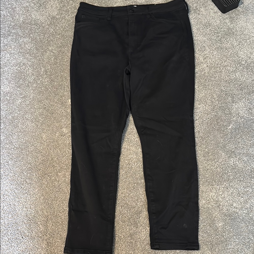 Women's Black Jeans